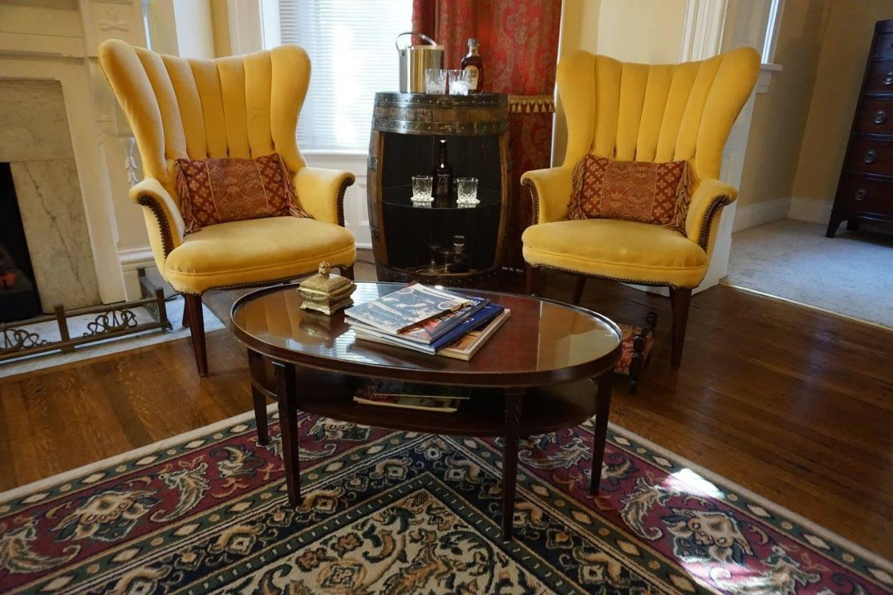 Louisville Bourbon Inn المظهر الخارجي الصورة
