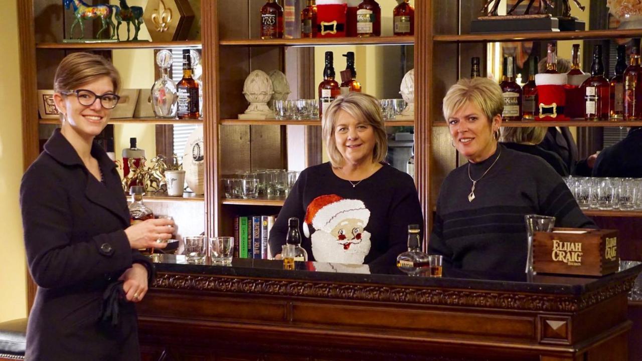 Louisville Bourbon Inn المظهر الخارجي الصورة