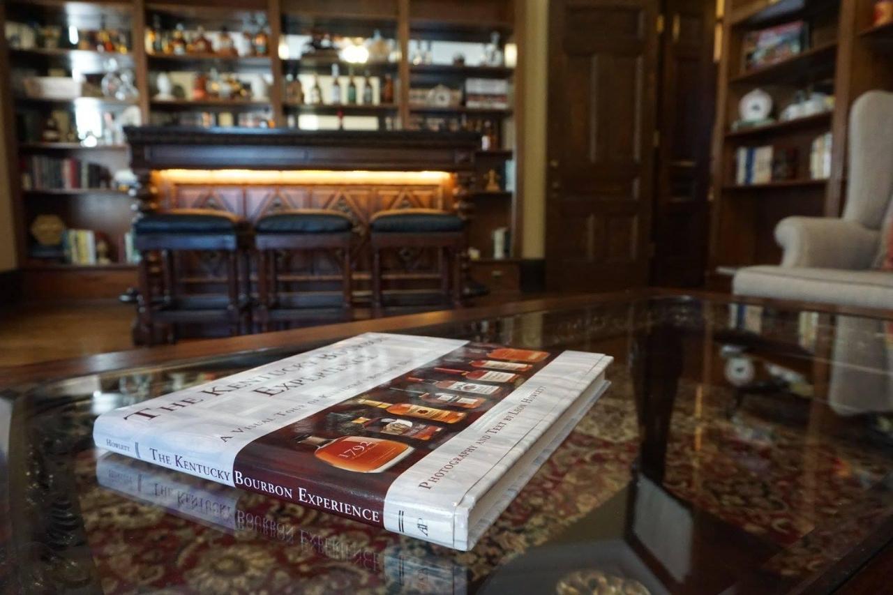 Louisville Bourbon Inn المظهر الخارجي الصورة